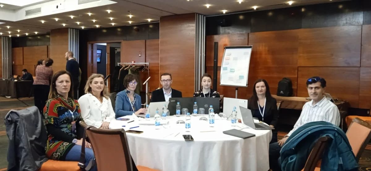 Profesorica Marina Mirković sudjelovala na eTwinningu u Sarajevu te ostvarila suradnju s kolegama iz Francuske, Turske, Rumunjske, Irske, Njemačke