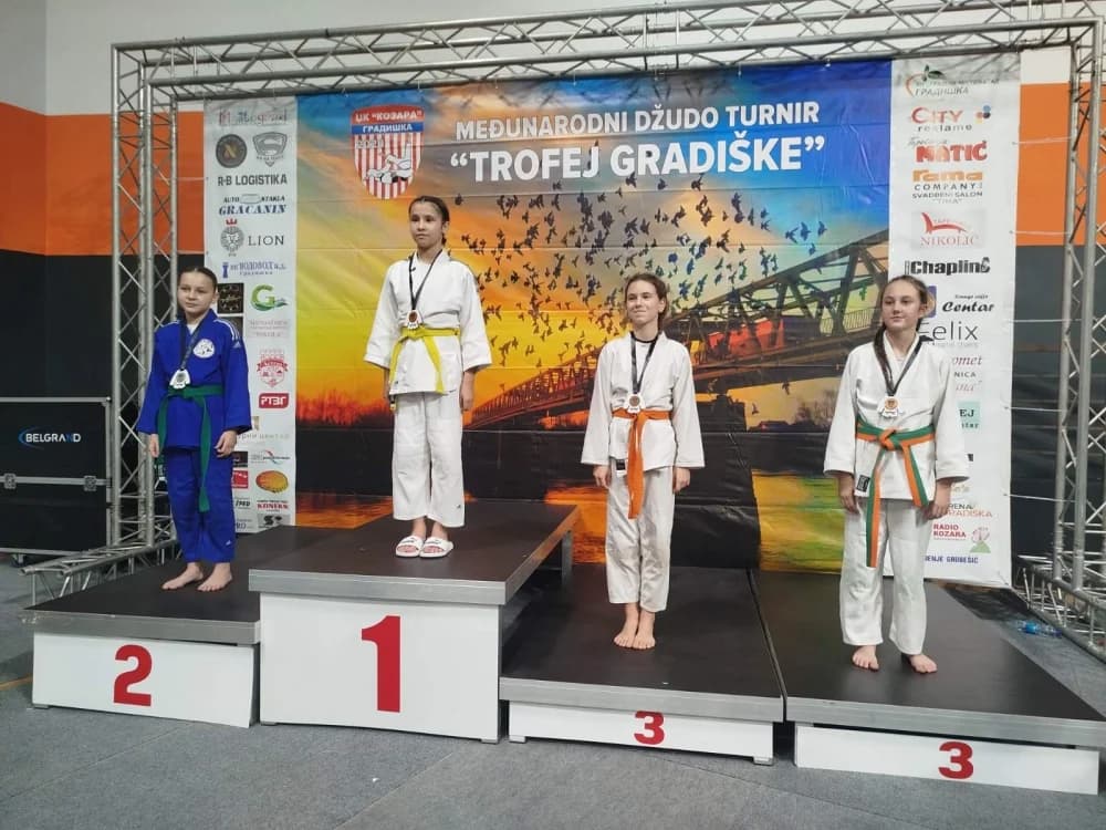 Judaši JK Slavonca na turniru u Gradiškoj osvojili čak 9 medalja!