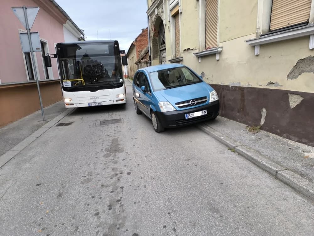 Parkiranje u Požegi
