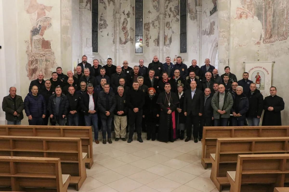Predstavnici braniteljskih druga na primanju kod biskupa
