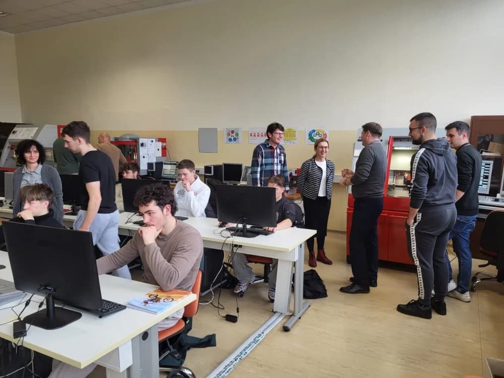Profesori Tehničke škole Požega sudjelovali na Job shadowingu u TŠC Maribor