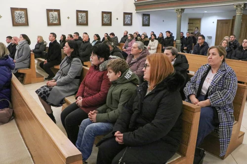 POŽEGA: Adventska duhovna obnova vjeroučitelja