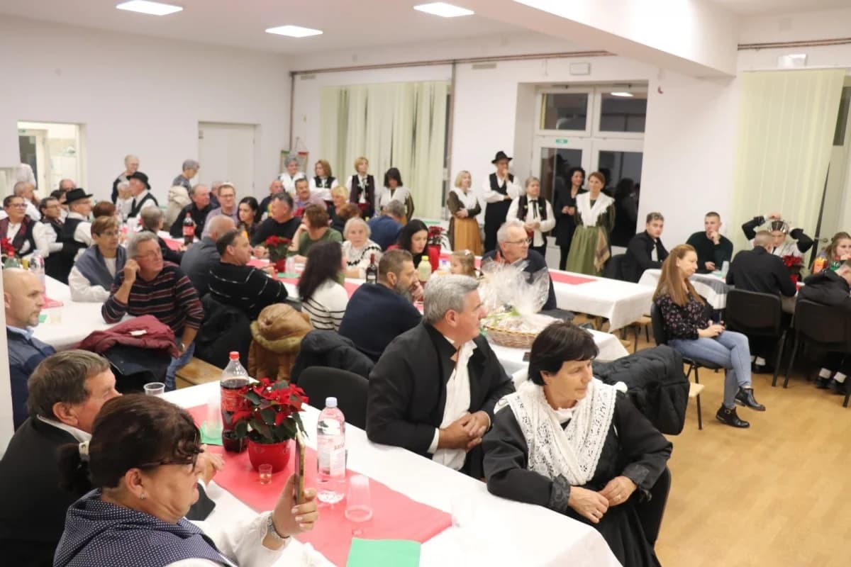 Zajednica Talijana Lipik organizirala Večer talijanskog folklora u Filipovcu