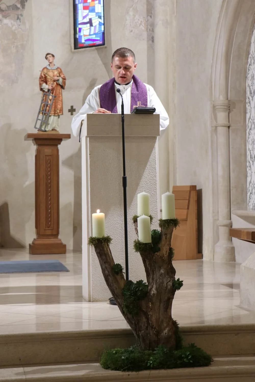 Adventska duhovna obnova za mlade svećenike i đakone u Požegi