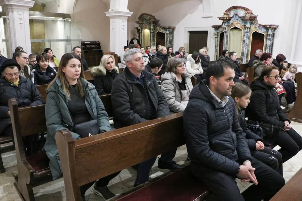 FOTO: U Požegi proslavljen sv. Nikola s djecom u razvojnim teškoćama i mladima s invaliditetom