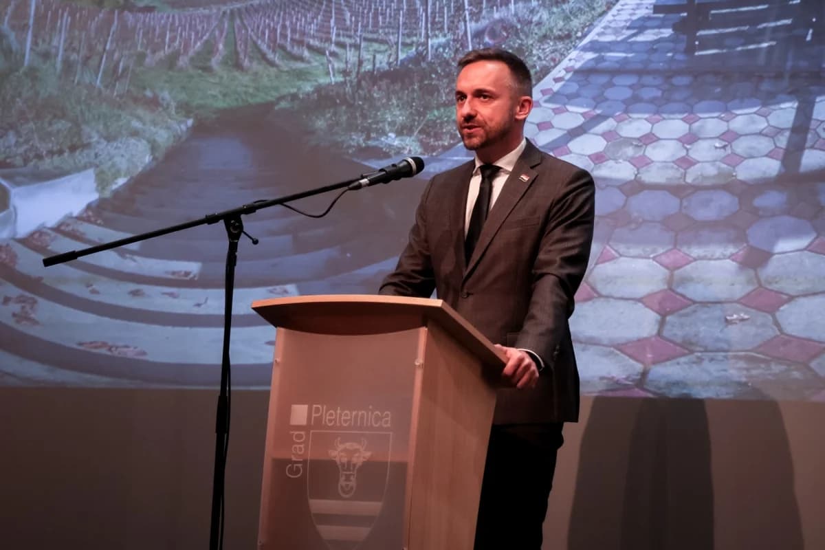 DAN GRADA PLETERNICE: Dobitnici priznanja i nagrada Luka Babić, Ružica Maurus, Jozić Trgovina d.o.o., OPG Kristić Ivan, Javni prijevoz Mato Bulaja te Marinko Markota