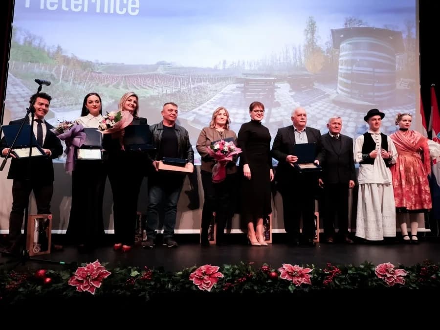 DAN GRADA PLETERNICE: Dobitnici priznanja i nagrada Luka Babić, Ružica Maurus, Jozić Trgovina d.o.o., OPG Kristić Ivan, Javni prijevoz Mato Bulaja te Marinko Markota