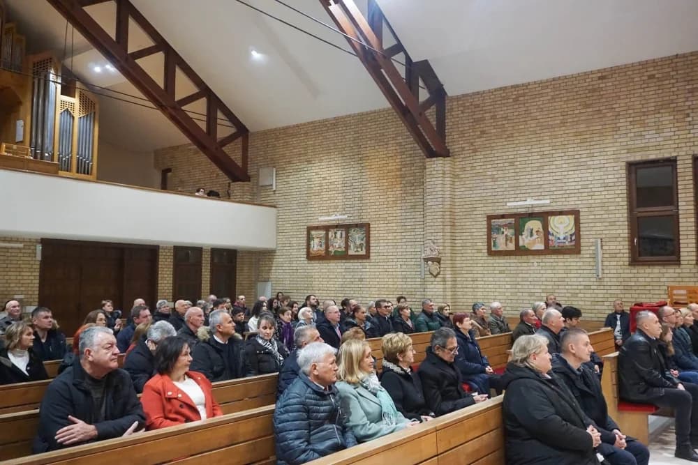 Hrvatska zajednica bračnih susreta – LZ Požega u Župi sv. Leopolda Mandića proslavila dvadesetu obljetnicu postojanja