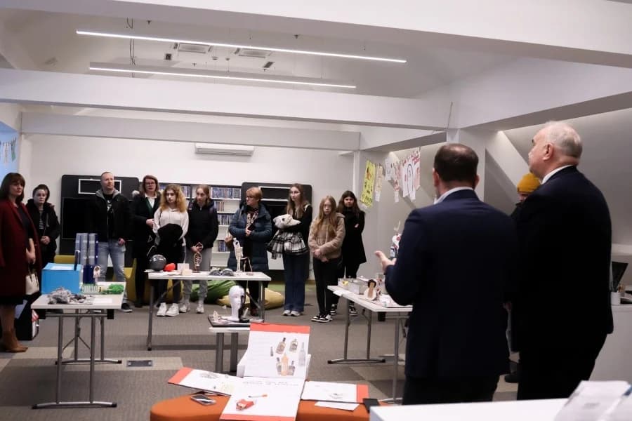 Mjesec borbe protiv ovisnosti: U Požegi otvorena izložba ’Kreativni i neovisni’