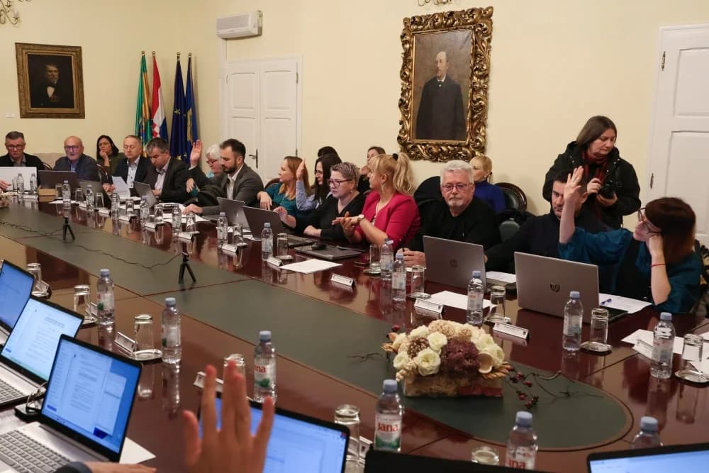 Županijska skupština PSŽ: Prihvaćen proračun za 2025. godinu, aktualni sat o prometnicama i javno linijskom prijevozu