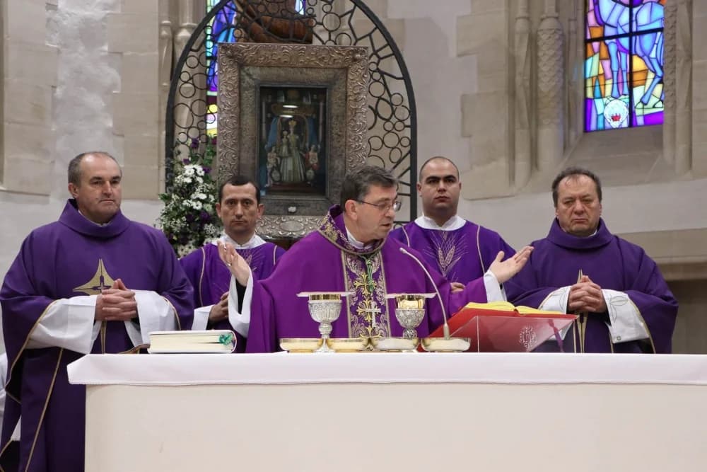 Hodočašće hrvatskih branitelja u Voćin prigodom godišnjice njegova stradanja
