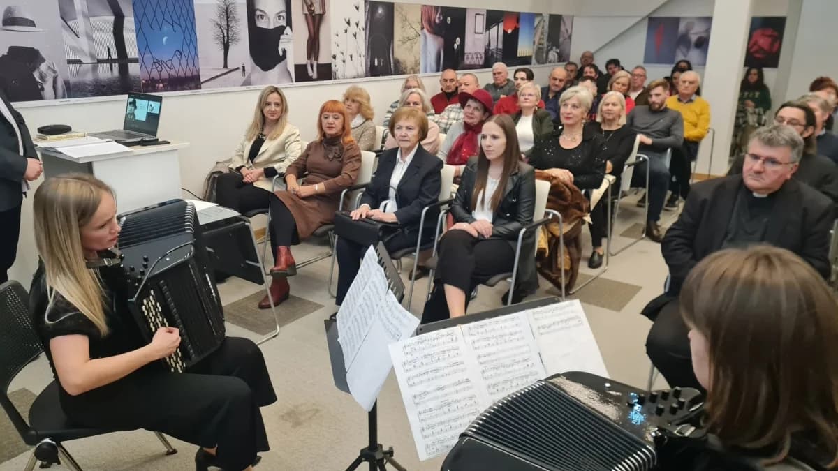Godišnja skupština Povijesnog društva Požega u znaku akademika Matka Peića