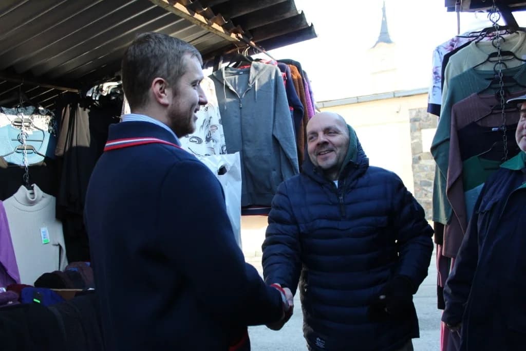KOMUNALAC POŽEGA: Blagdansko druženje s prodavačima požeške tržnice