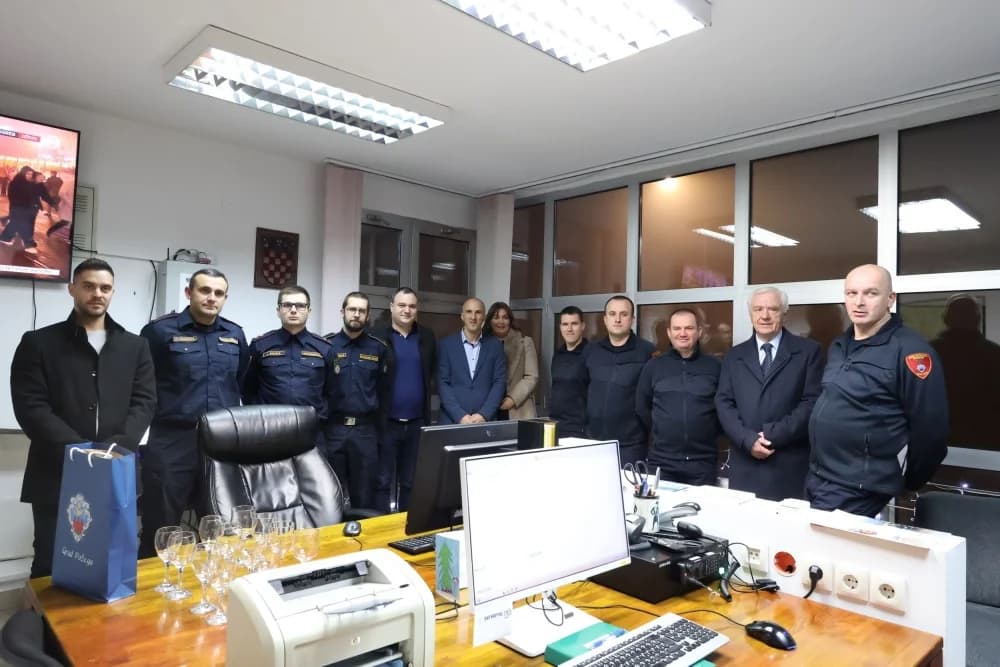 Tradicionalni obilazak dežurnih službi na novogodišnju noć