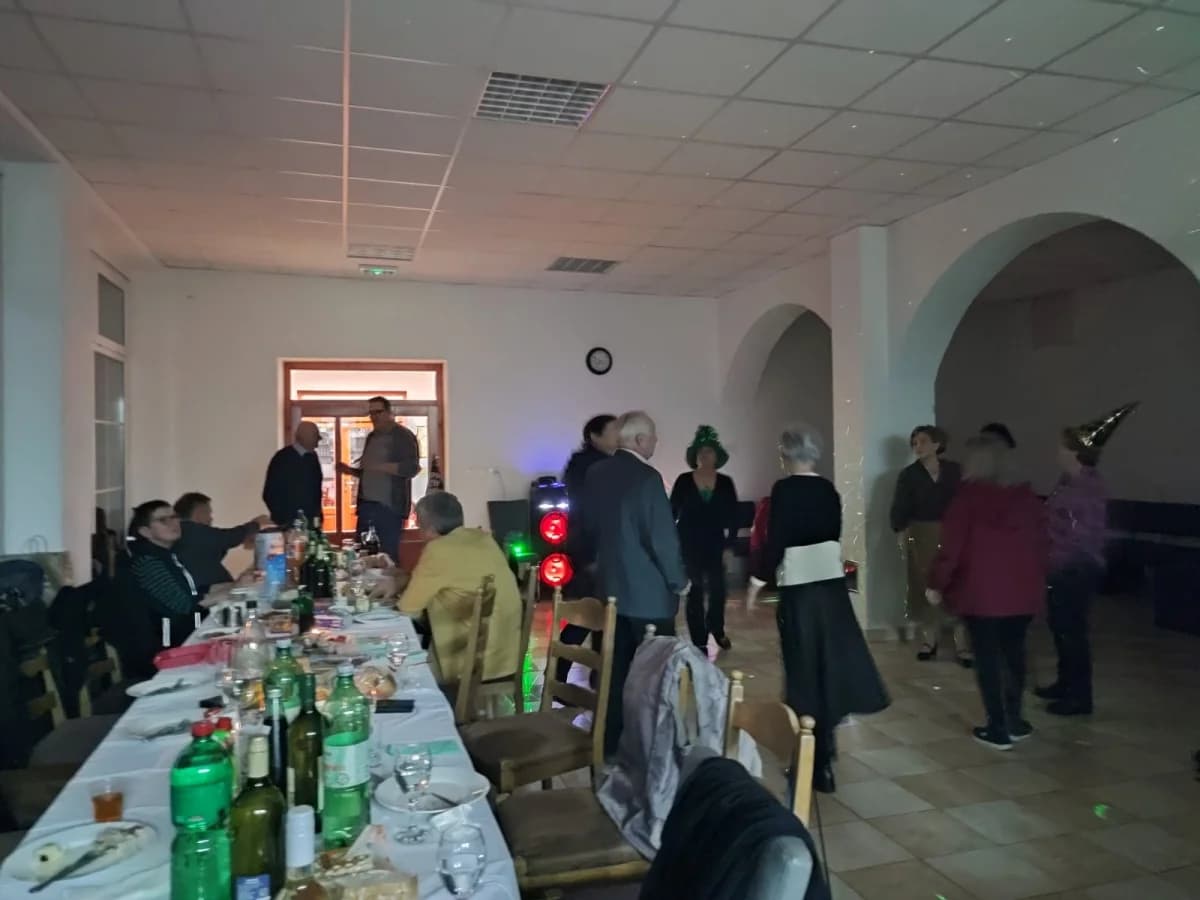 Spektakularan doček Nove godine u Lapjaku: Od druženja uz glazbu do osvajanja Tauberovih stijena