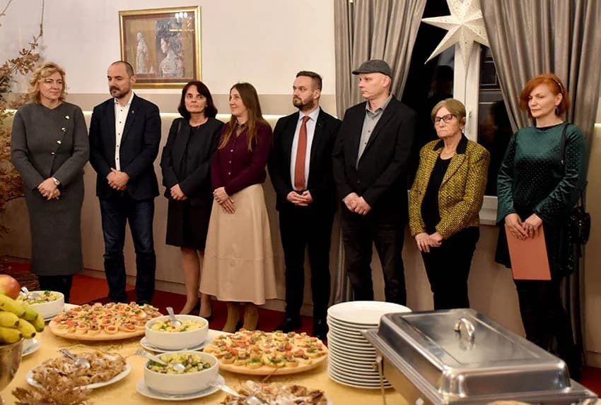 Predstavnici županijskih, gradskih i javnih institucija na božićnom prijemu srpske zajednice