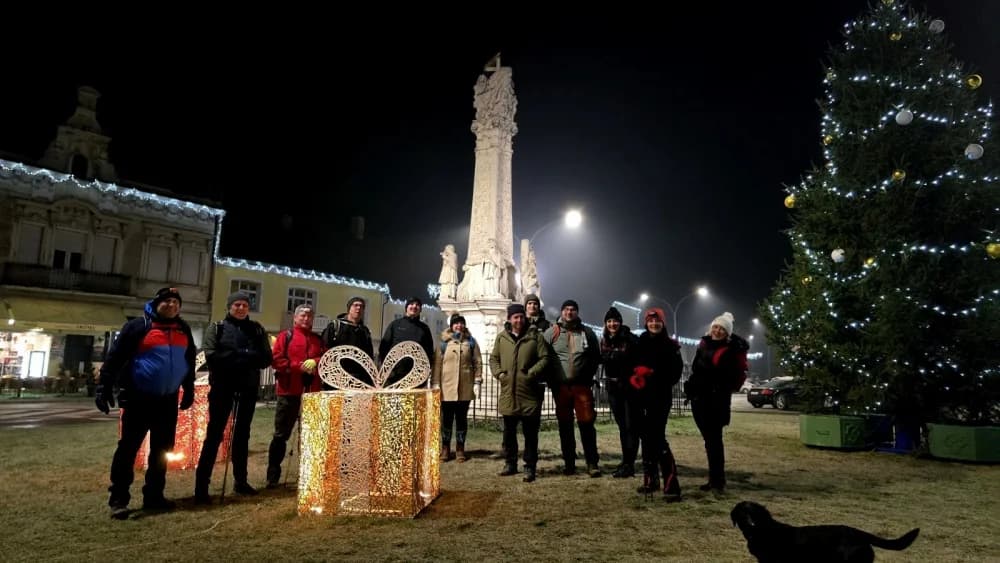 FOTO: Noćni izlet na Vrhovački grad - HPD Gojzerica Požega