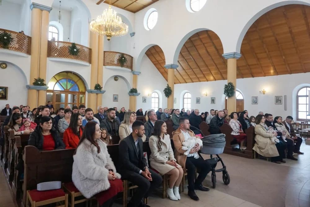 Krštenje djece roditelja Perić i Deligegić u Đulovcu