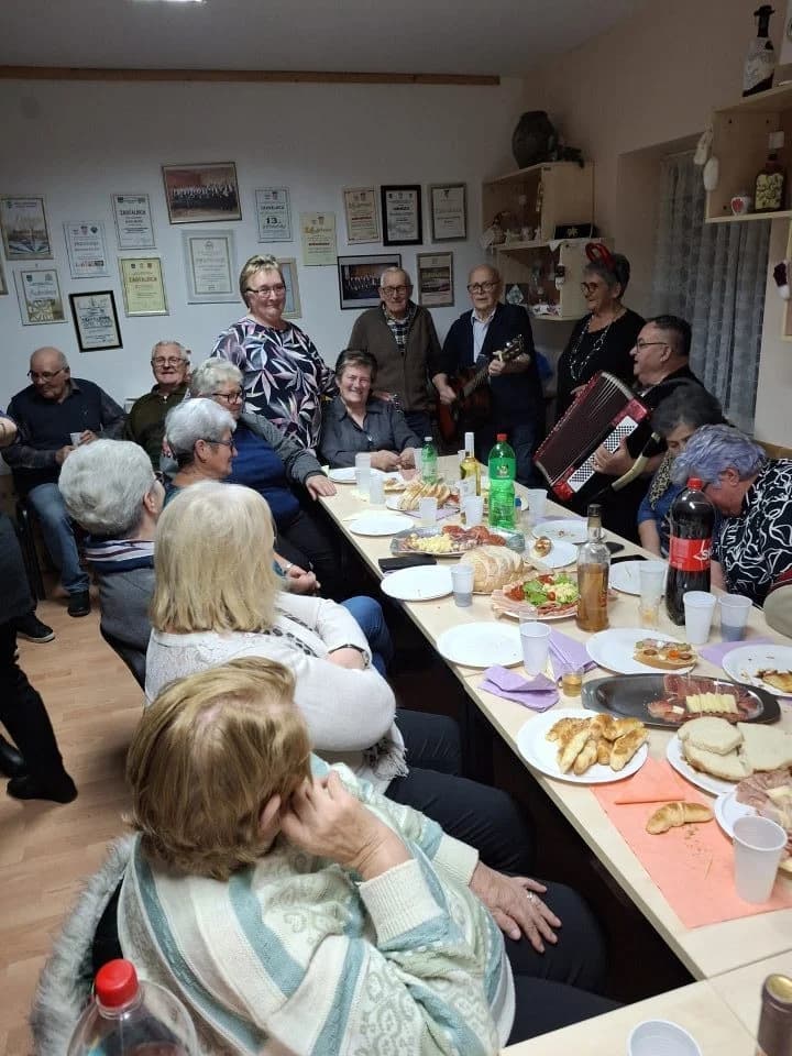MATICA UMIROVLJENIKA KUTJEVO: Aktivnosti tijekom prosinca