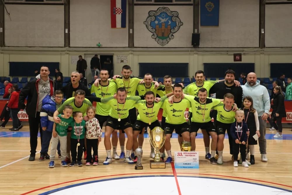 33. BOŽIĆNI TURNIR: Pobjednik je Fitness Play