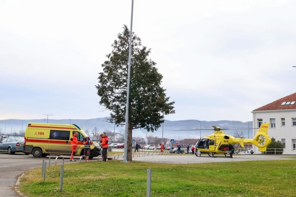 Po prvi put helikopter Helikopterske hitne medicinske službe sletio je u krugu požeške bolnice