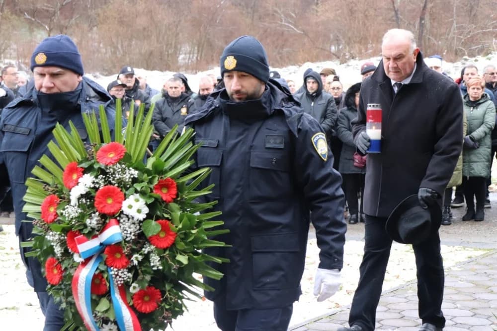 Sjećanje na poginule hrvatske branitelje kod Brusničkog mosta