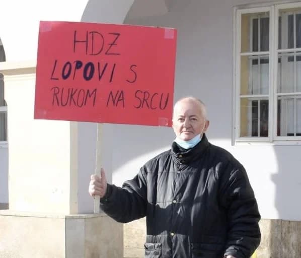 Prije četiri godine održan prosvjed pred Gradskom upravom. Čini nam se da je danas situacija puno gora nego prije