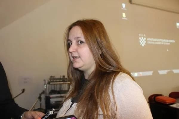 Promjene u Turističkoj zajednici PSŽ: Maja Jakobović razrješena dužnosti, privremena zamjena Ivona Odvorčić Kahanek