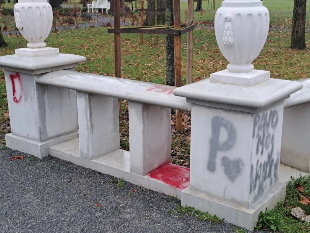Vandalizam u lipičkom perivoju
