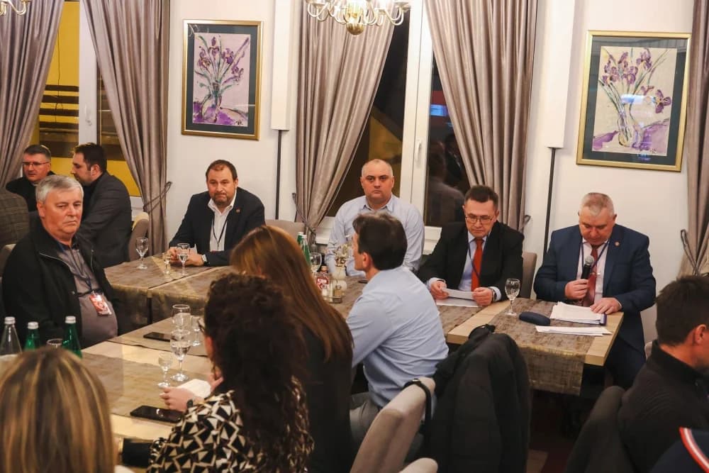 Osnovana Udruga Hrvata Bosne i Hercegovine Prsten Podružnica Požeško-slavonske županije