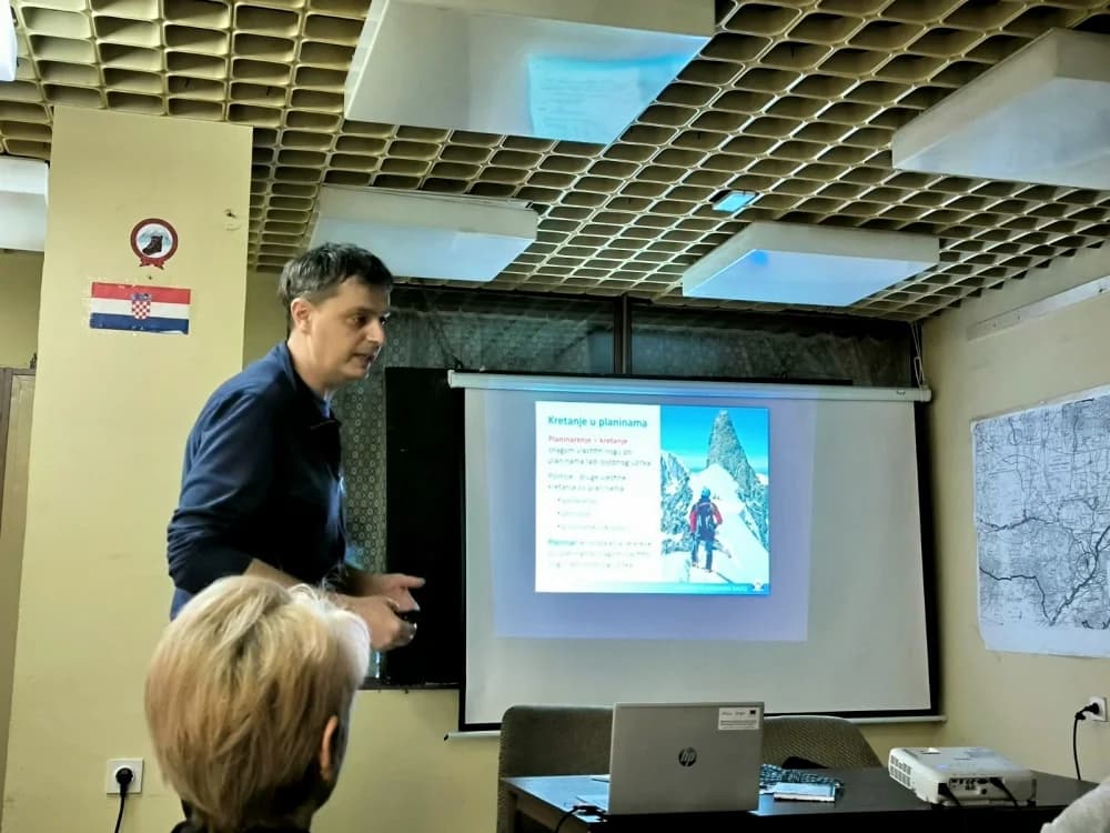 Započela je 7. Opća planinarska škola u HPD Gojzerica Požega