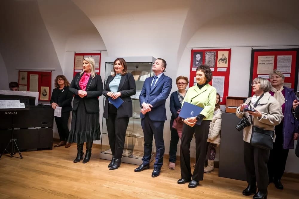 Otvorenjem izložbe o Lisinskom započeli Dani Matice hrvatske u Požegi