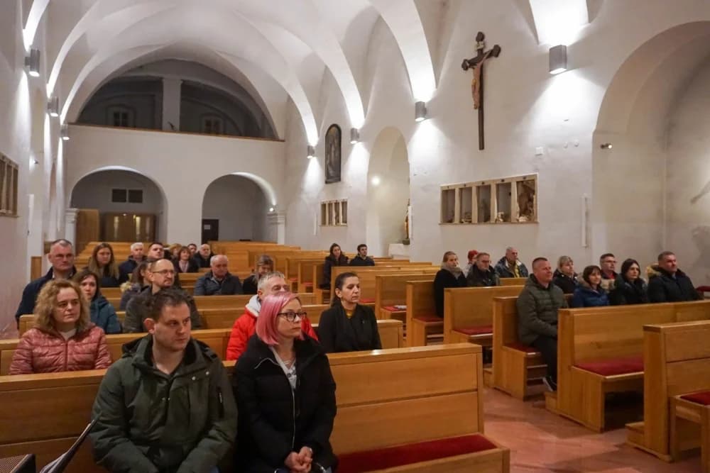 Održana Duhovna obnova za bračne parove u Domu sv. Augustina u Velikoj
