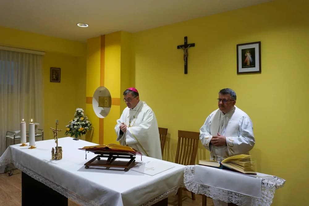 Biskup Martinović prigodom Svjetskog dana bolesnika posjetio požešku bolnicu