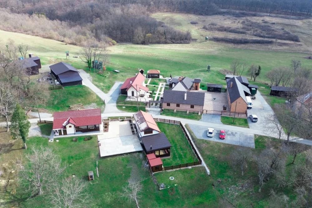Obiteljsko imanje Poppke: Tri ruralne kuće za odmor u srcu prirode