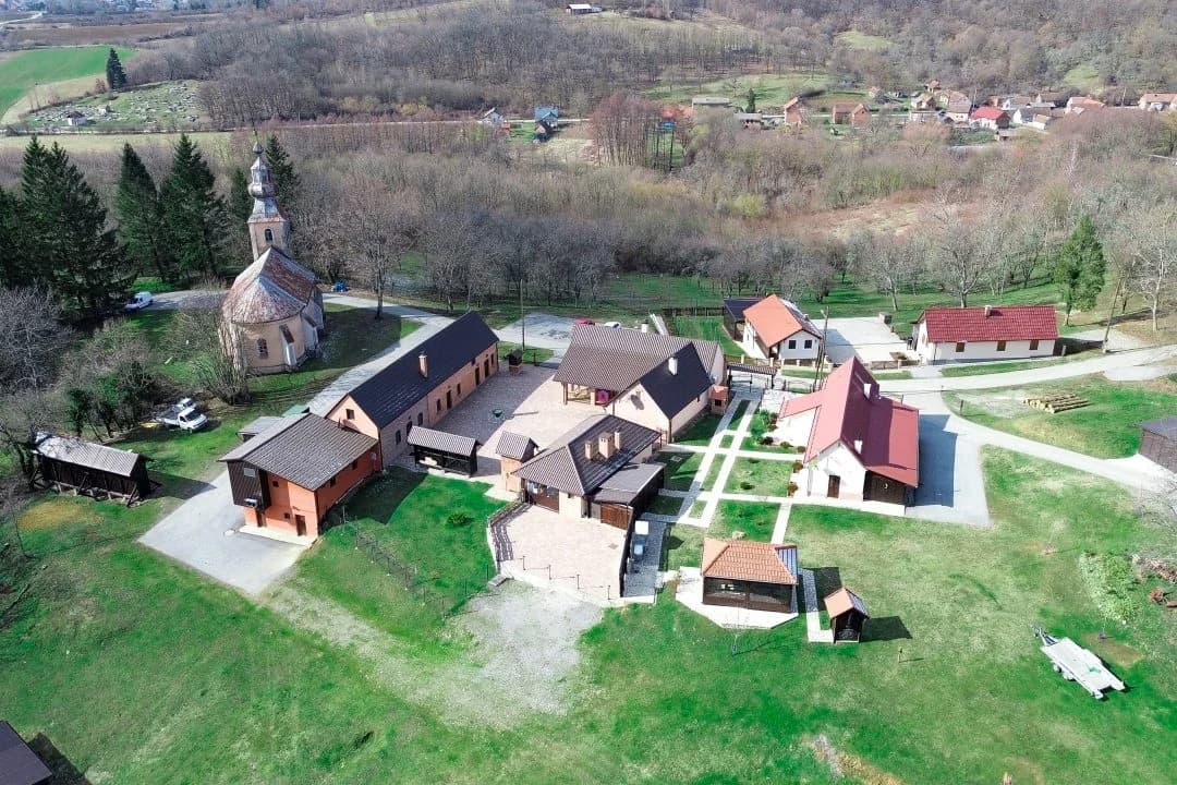 Obiteljsko imanje Poppke: Tri ruralne kuće za odmor u srcu prirode