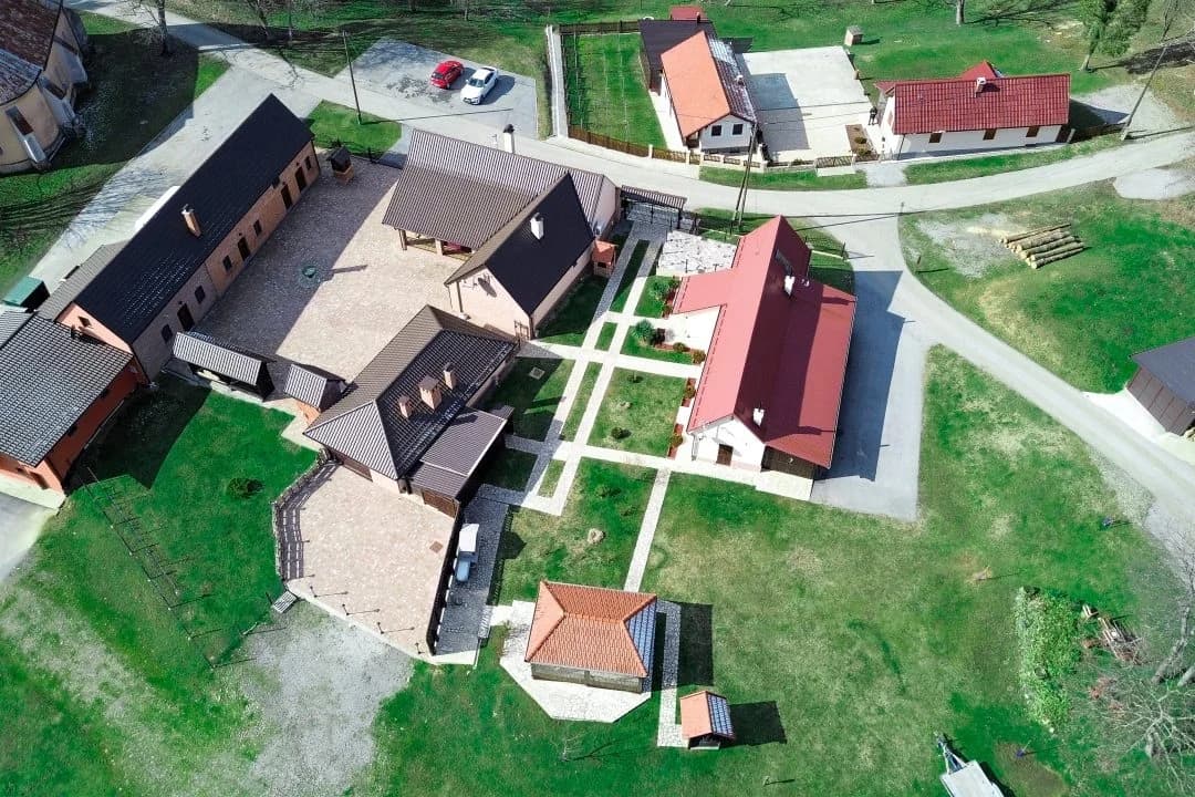 Obiteljsko imanje Poppke: Tri ruralne kuće za odmor u srcu prirode
