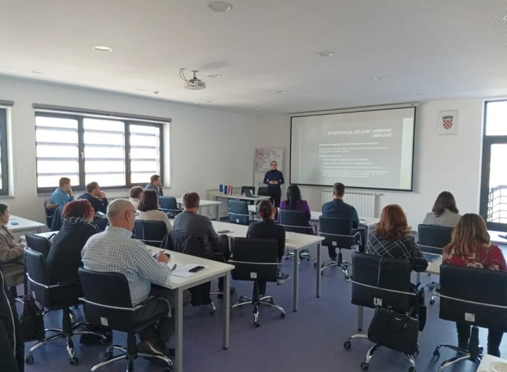 Održana provedbena radionica za izradu Strategije zelene urbane obnove Grada Požege