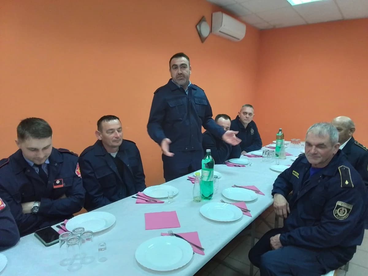 U DVD-u Zagrađe godina protekla mirno, osnovni cilj – obnoviti rad s mladeži
