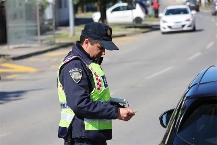 Za vikend utvrđena 92 prekršaja. Rekorder kažnjen s 1.320,00 eura