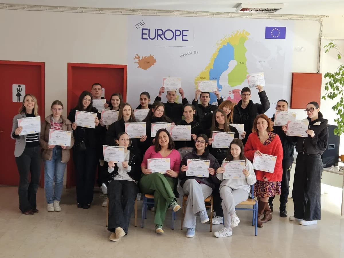 Učenici Ekonomske škole Požega, sudionici nagrađenog eTwinning projekta Global Chatmates u Grčkoj