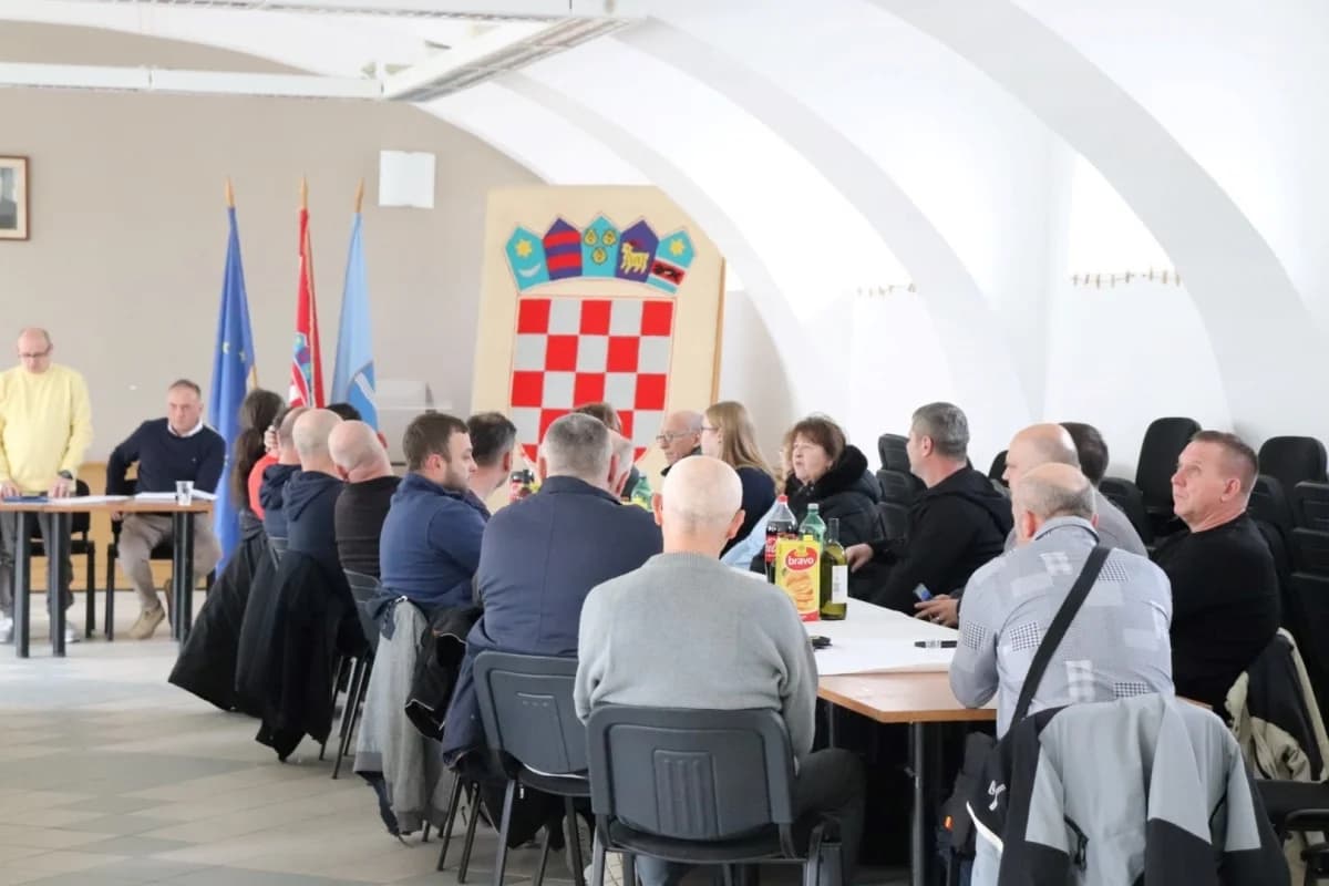Robert Vinkler izabran za predsjednika Udruge pčelara Pakrac - Lipik