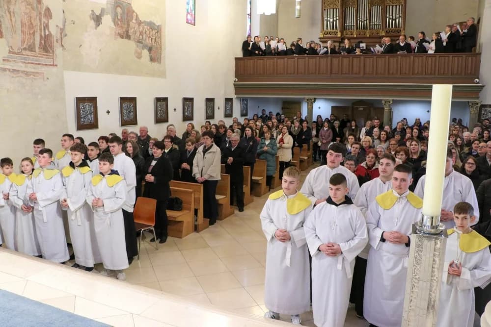 Hodočašće vjernika Kaptolačkog dekanata u požešku katedralu i crkvu sv. Lovre