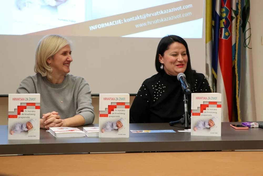U Požegi održana promocija knjige „Hrvatska za život – Tri koraka do hrvatskog preporoda“