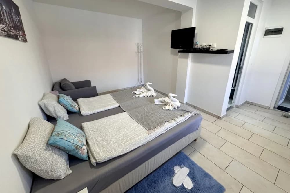 Obitelj Singer i Yosefsfeld apartmani: Oaza mira u srcu Kule s ljubavlju i tradicijom