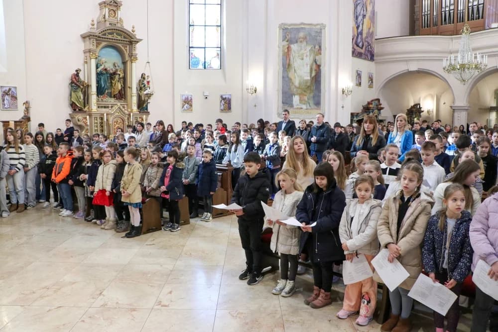 Pepelnica u požeškoj Katedrali