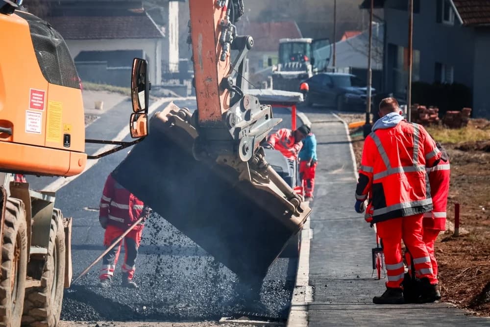 Završetak radova u Pleternici kojima će se pospješiti prometna povezanost i riješiti problem oborinske odvodnje
