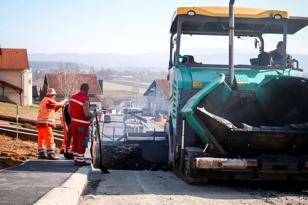 Završetak radova u Pleternici kojima će se pospješiti prometna povezanost i riješiti problem oborinske odvodnje