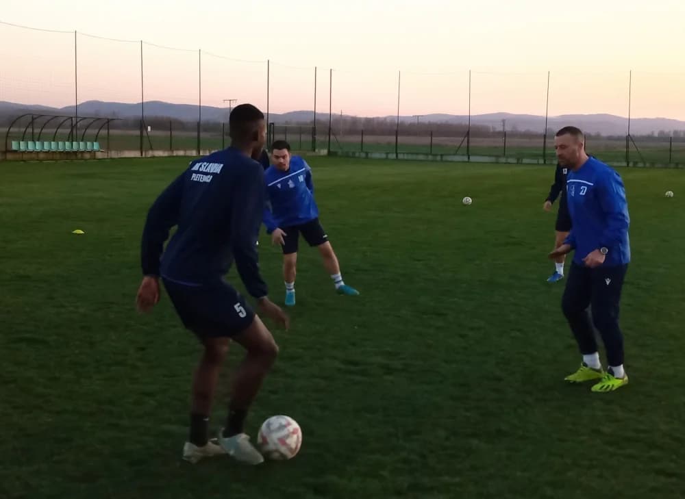 Razgovor s Mariom Rezom iz NK Slavije: »Uz sve izazove, nadamo se da će proljetni dio biti uspješan«