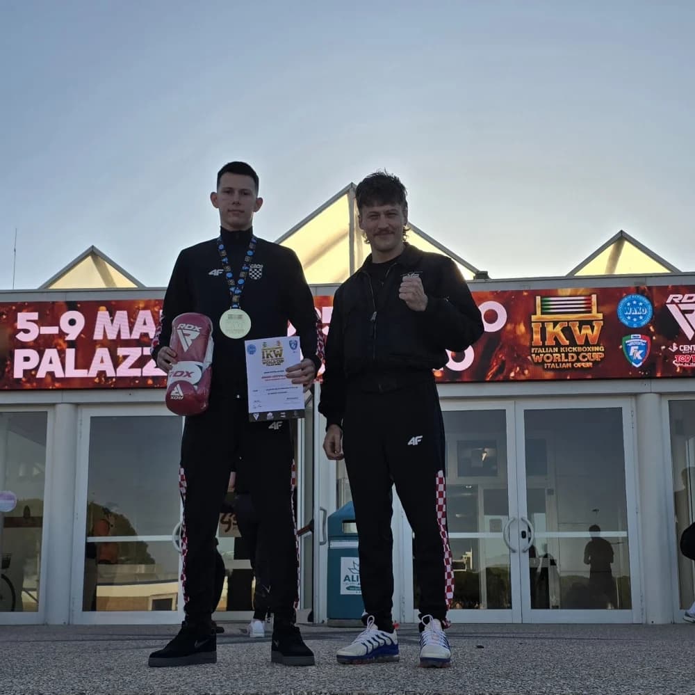 KBK Borac stigao iz Italije, Ivano Đevlan nokautom osvojio Svjetski kup u K1!